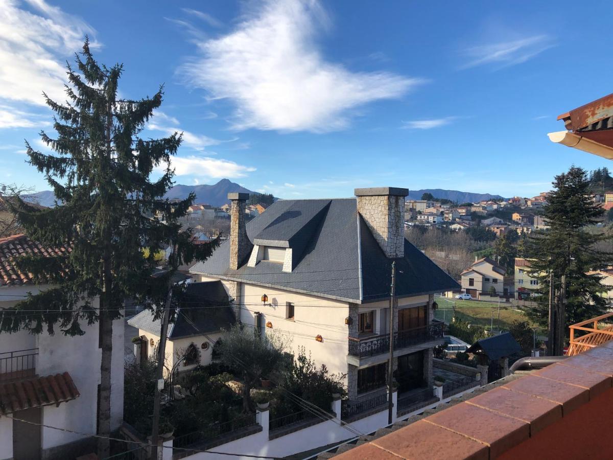Apartaments Els Pins - Sant Hilari Sacalm Extérieur photo